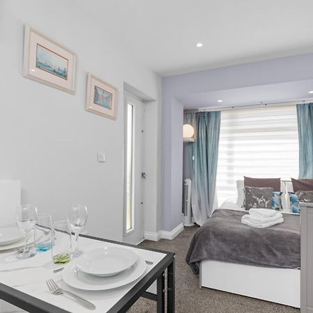 Rottingdean Boutique Studio Apartment By The Sea Brighton Exterior photo