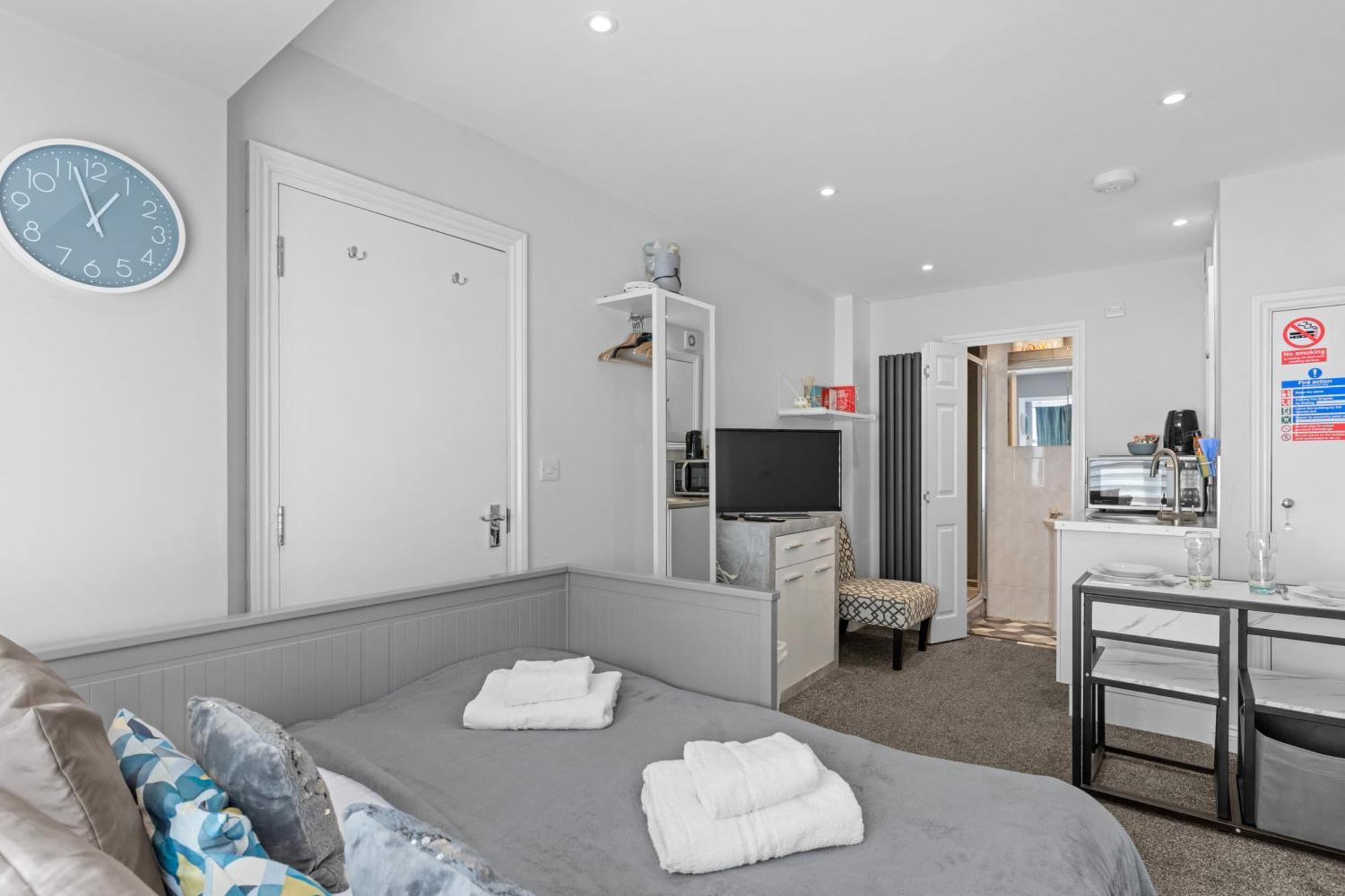 Rottingdean Boutique Studio Apartment By The Sea Brighton Exterior photo