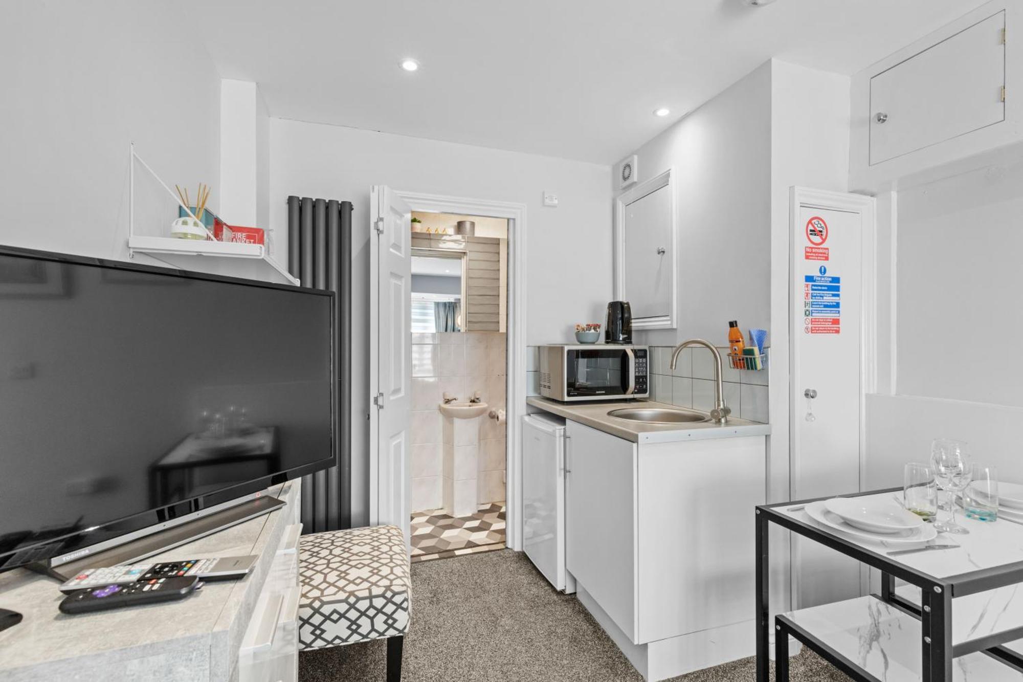 Rottingdean Boutique Studio Apartment By The Sea Brighton Exterior photo